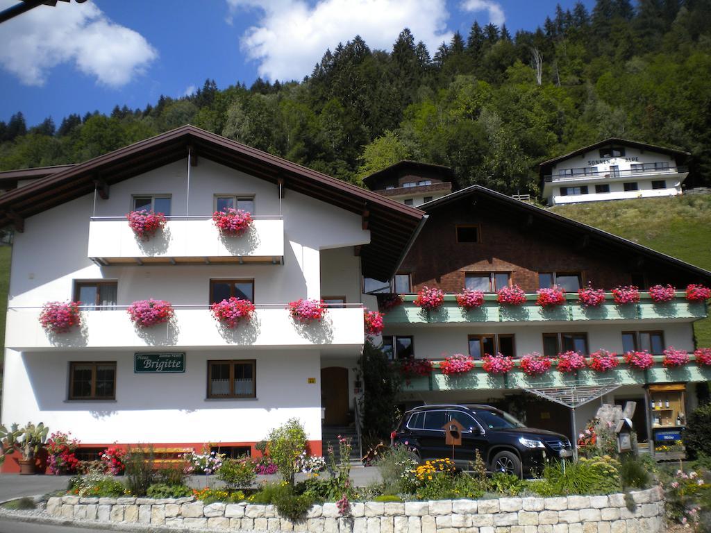 Hotel Garni Brigitte Bürserberg Buitenkant foto