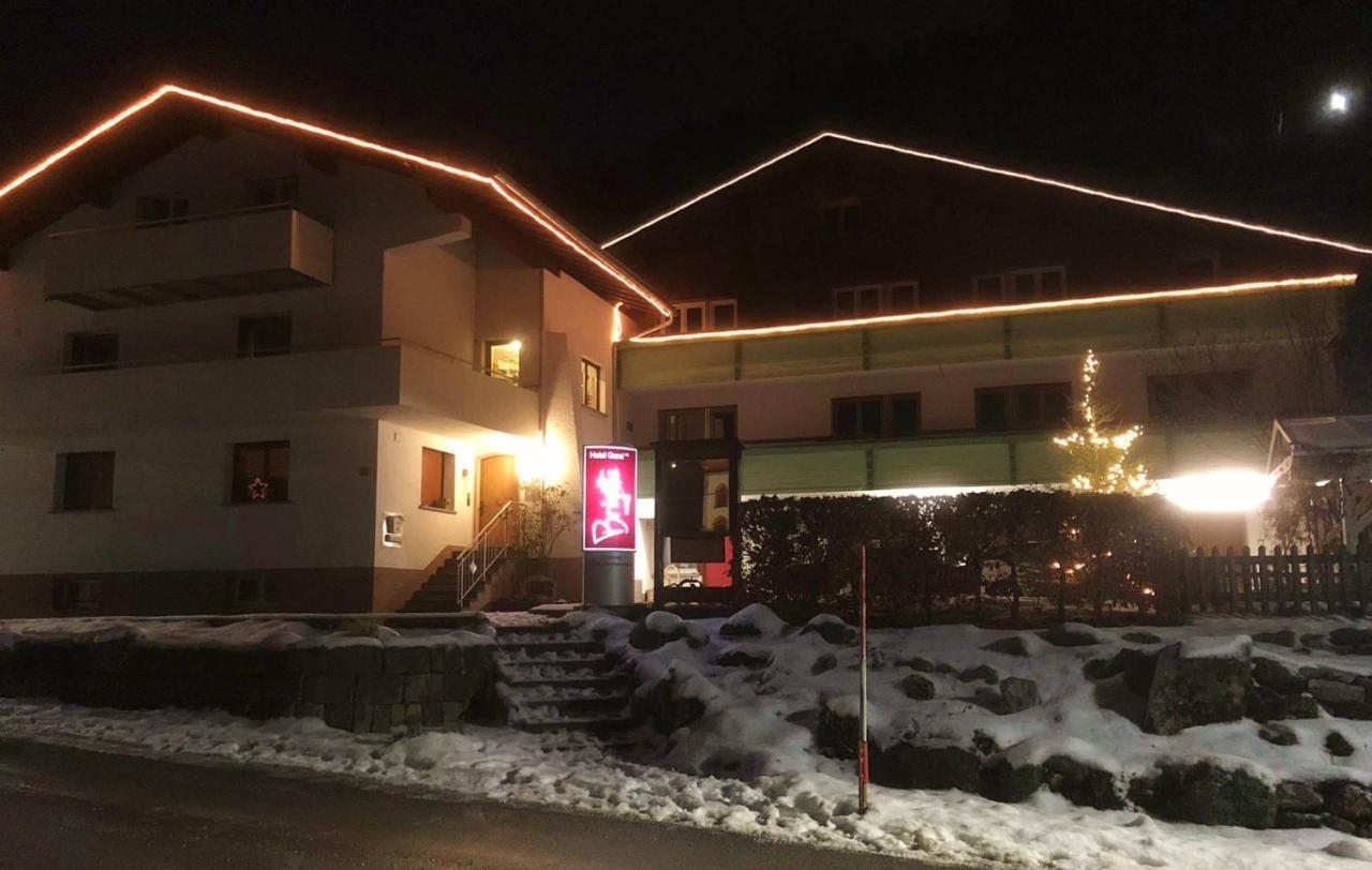 Hotel Garni Brigitte Bürserberg Buitenkant foto